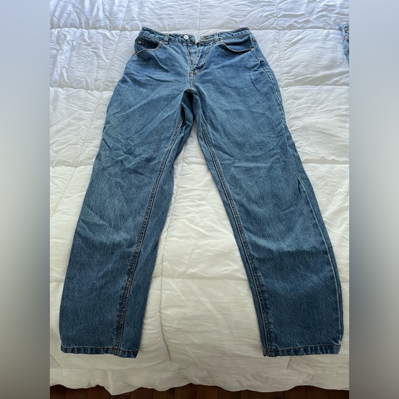 Lots of Three Pairs of Jeans - Picture 2 of 3